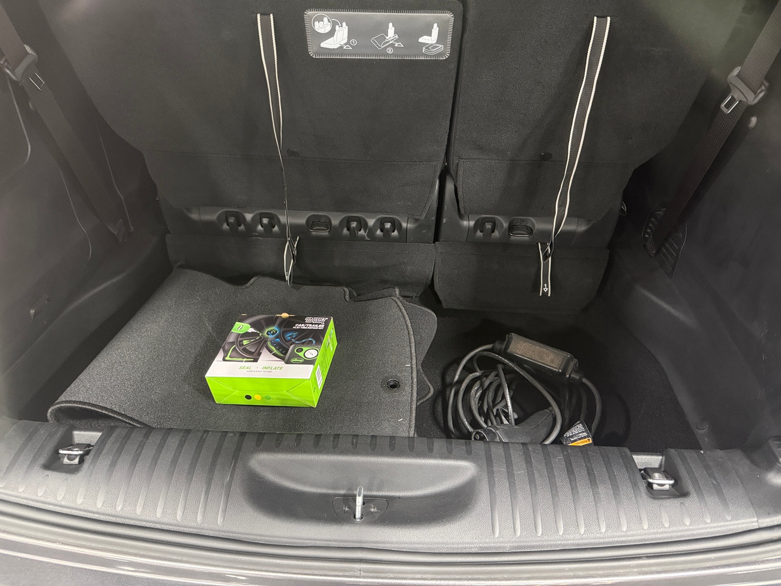 Thumbnail: 2021 Chrysler Pacifica - 6