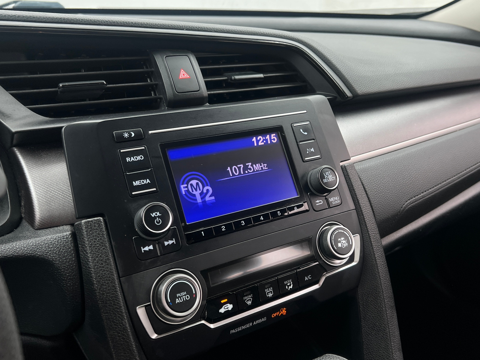 Thumbnail: 2016 Honda Civic - 4