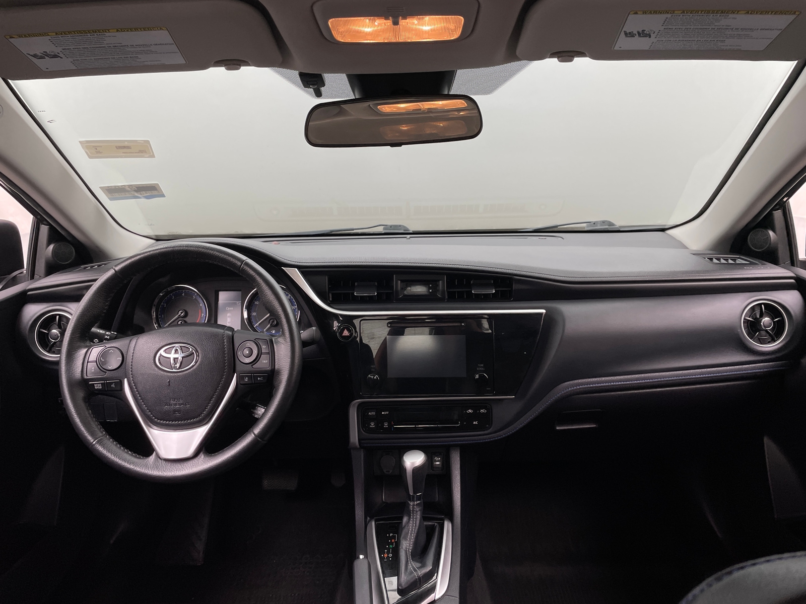 Thumbnail: 2018 Toyota Corolla - 3