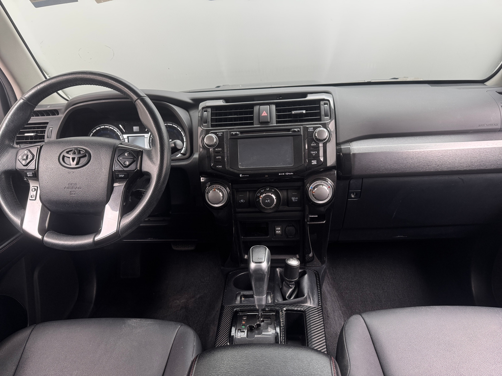 Thumbnail: 2017 Toyota 4Runner - 3