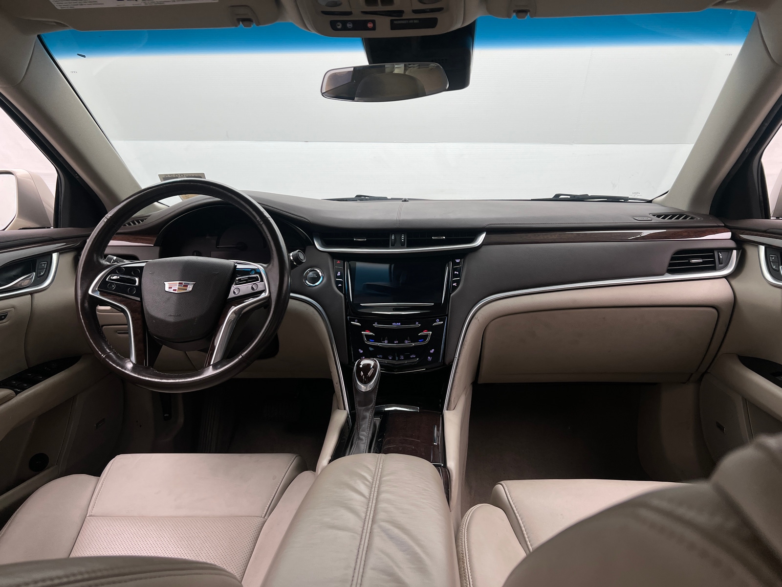 Thumbnail: 2016 Cadillac XTS - 2