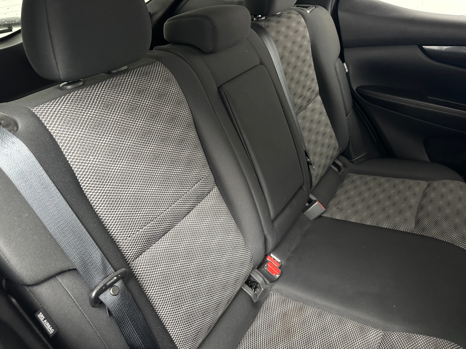 Thumbnail: 2022 Nissan Rogue Sport - 6