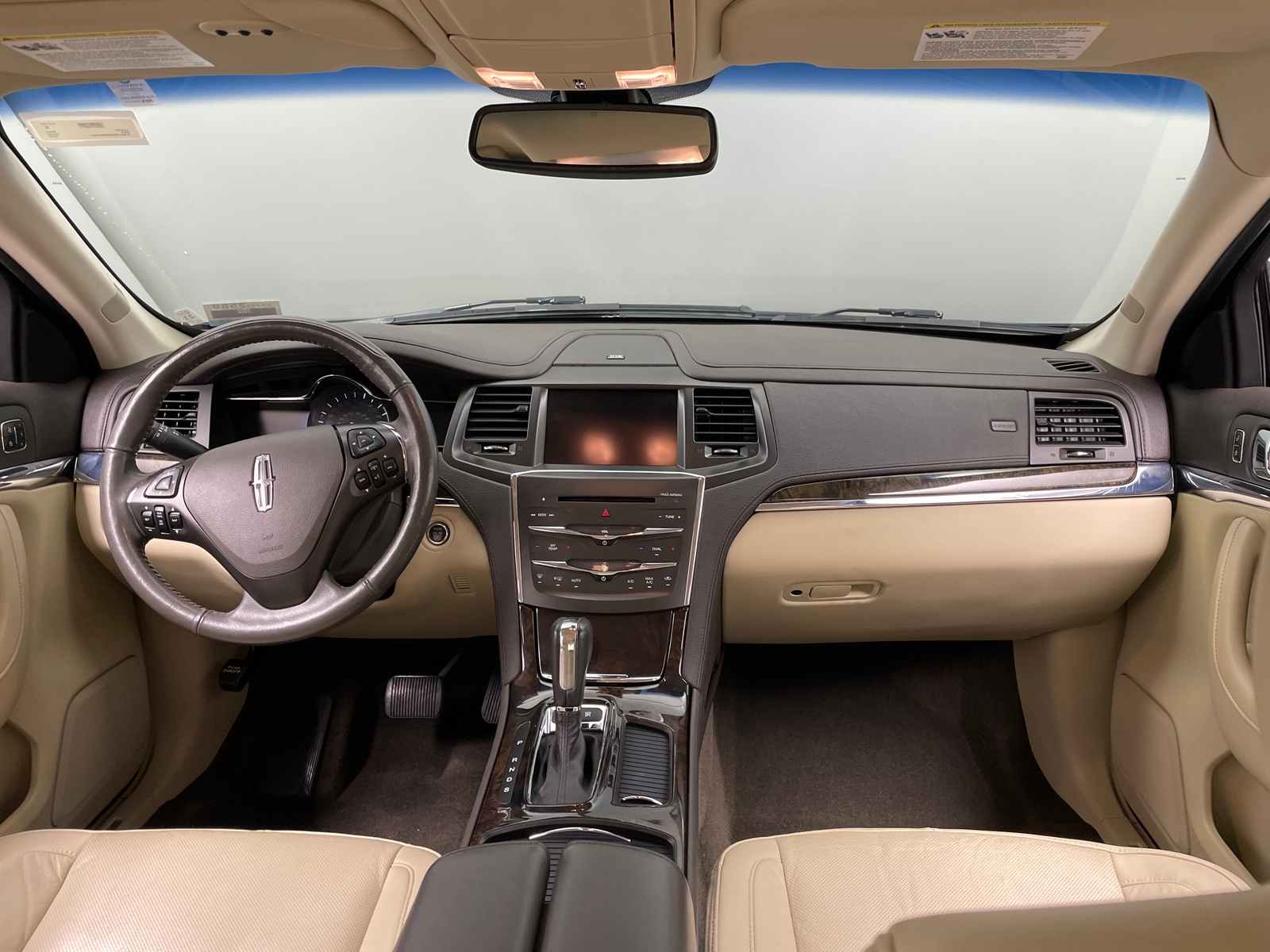 Thumbnail: 2013 Lincoln MKS - 2