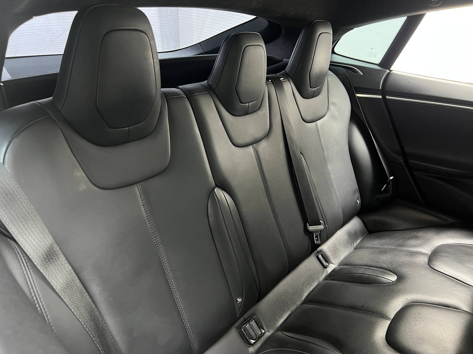 Thumbnail: 2016 Tesla Model S - 5