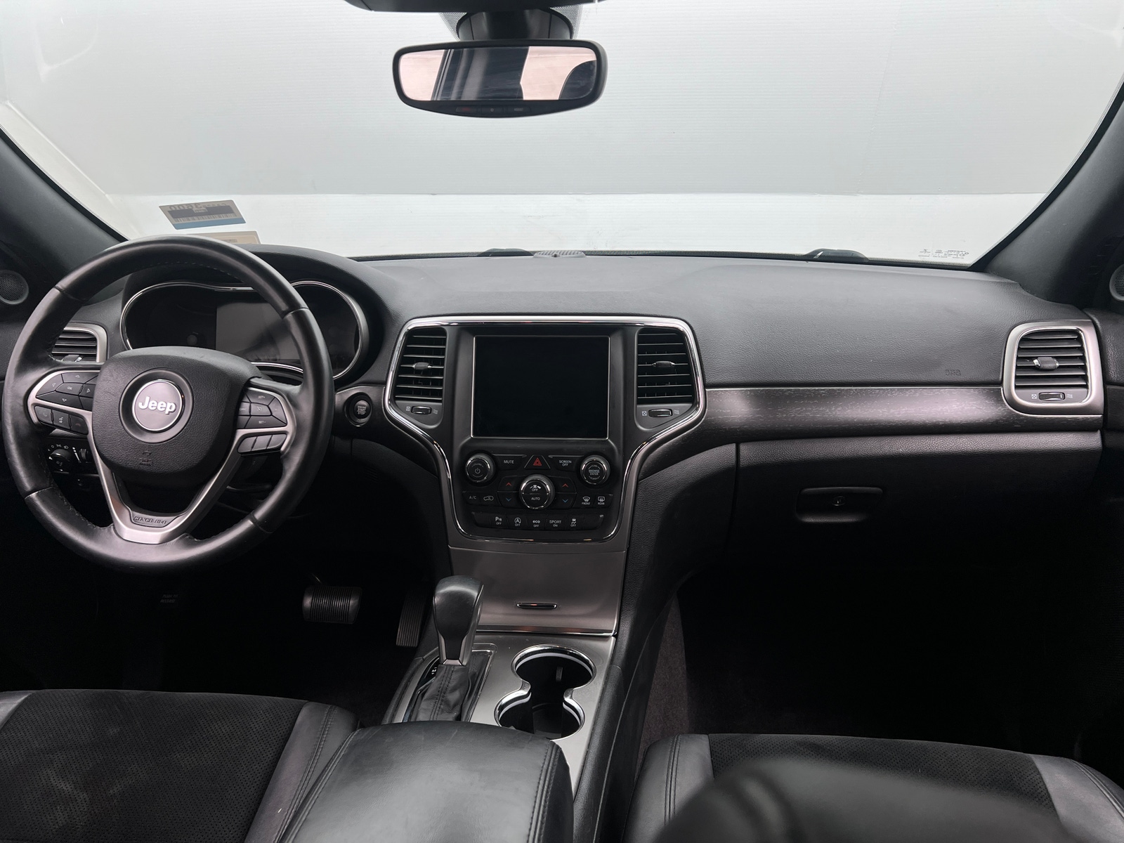 Thumbnail: 2018 Jeep Grand Cherokee - 2