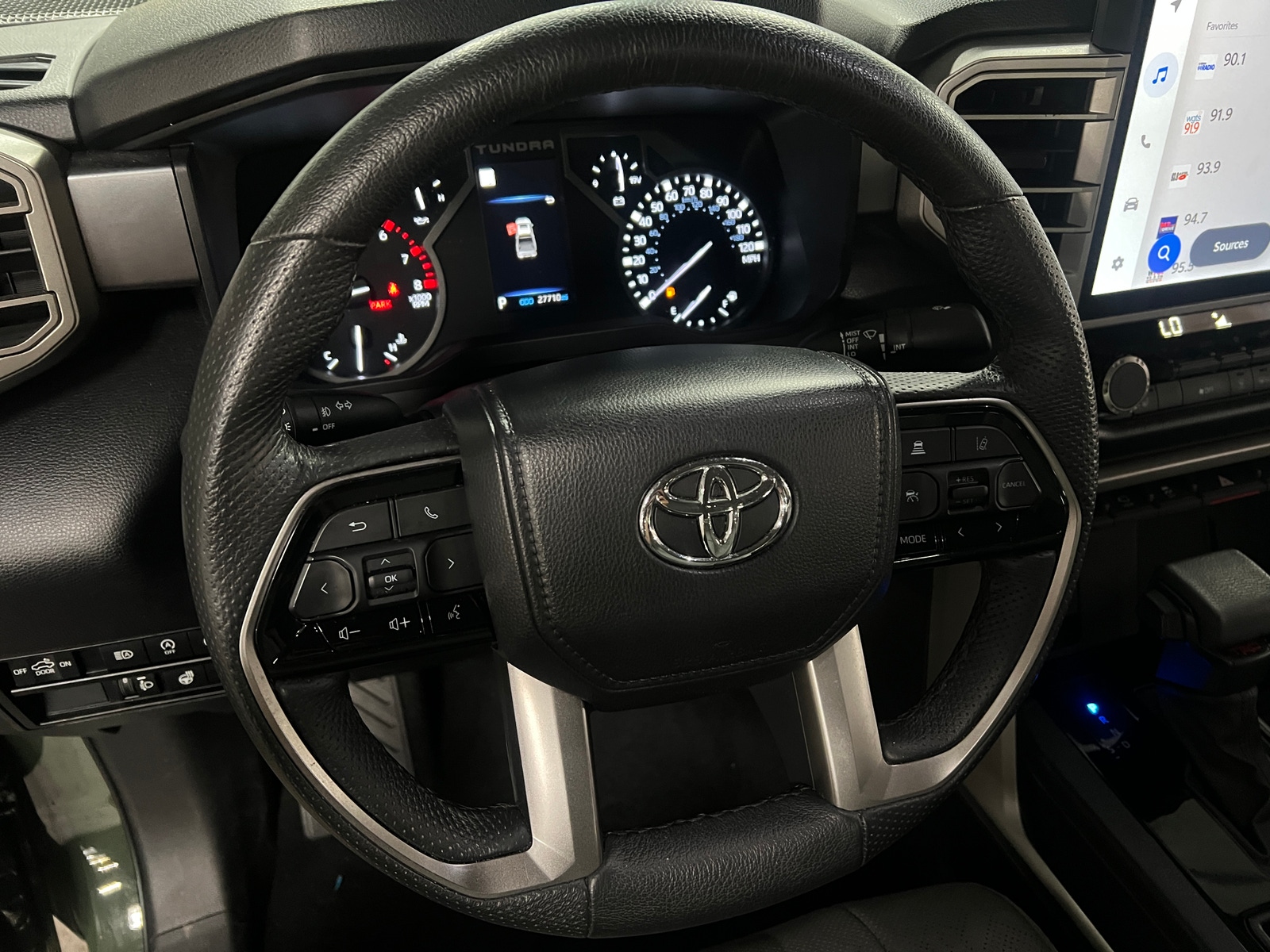 Thumbnail: 2023 Toyota Tundra - 5