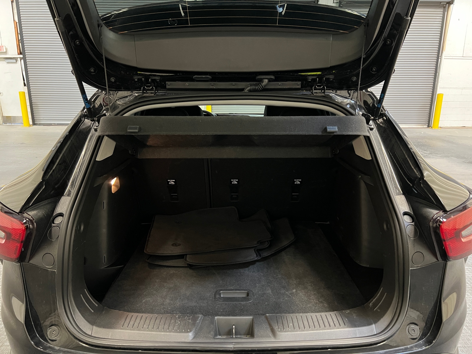 Thumbnail: 2025 Chevrolet Trax - 7