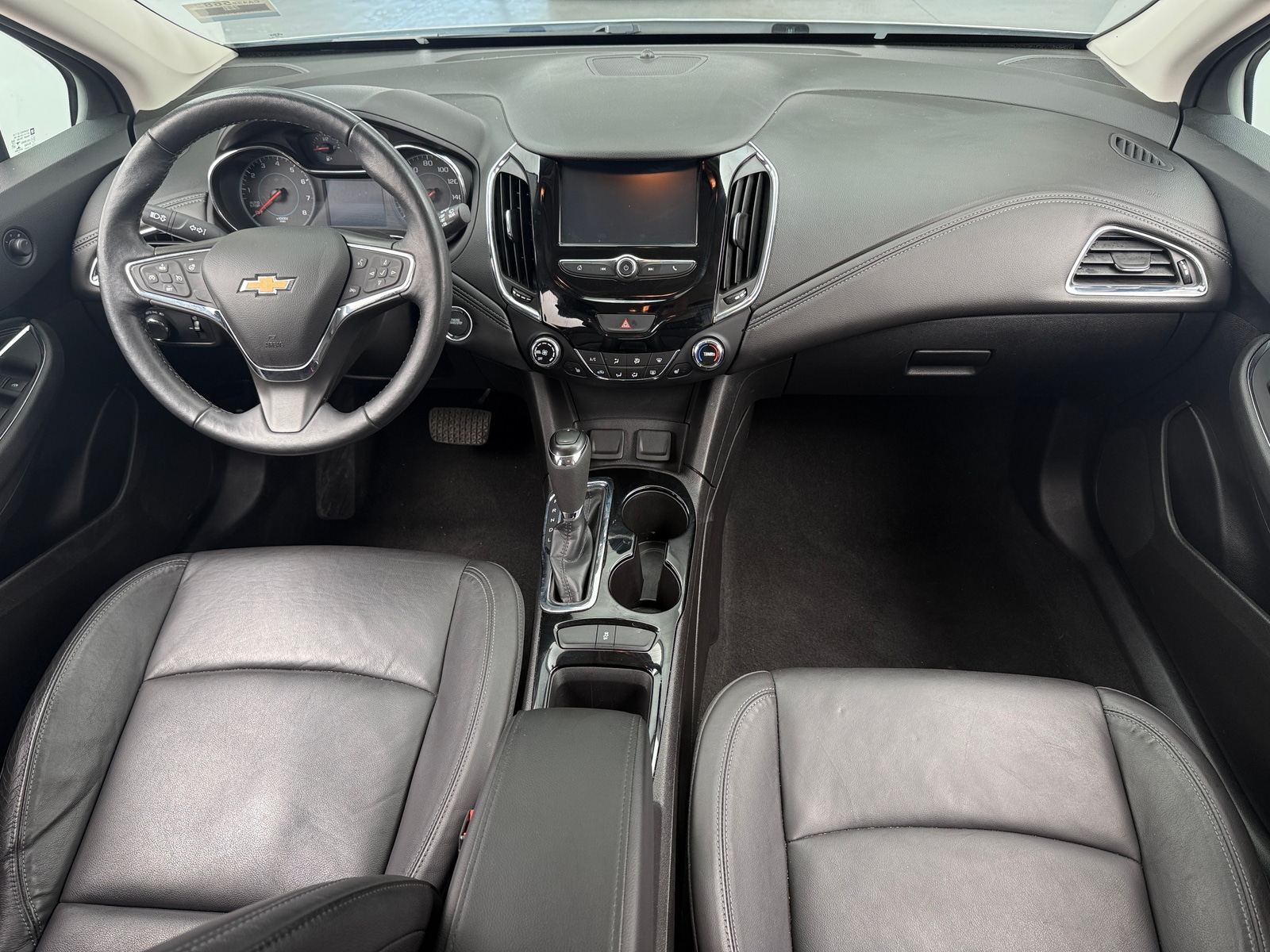 Thumbnail: 2017 Chevrolet Cruze - 2