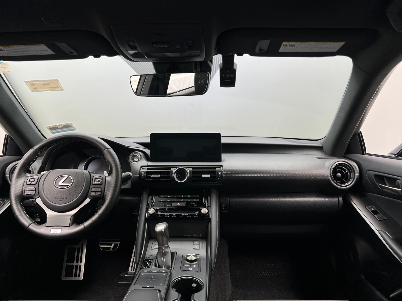 Thumbnail: 2025 Lexus IS - 3