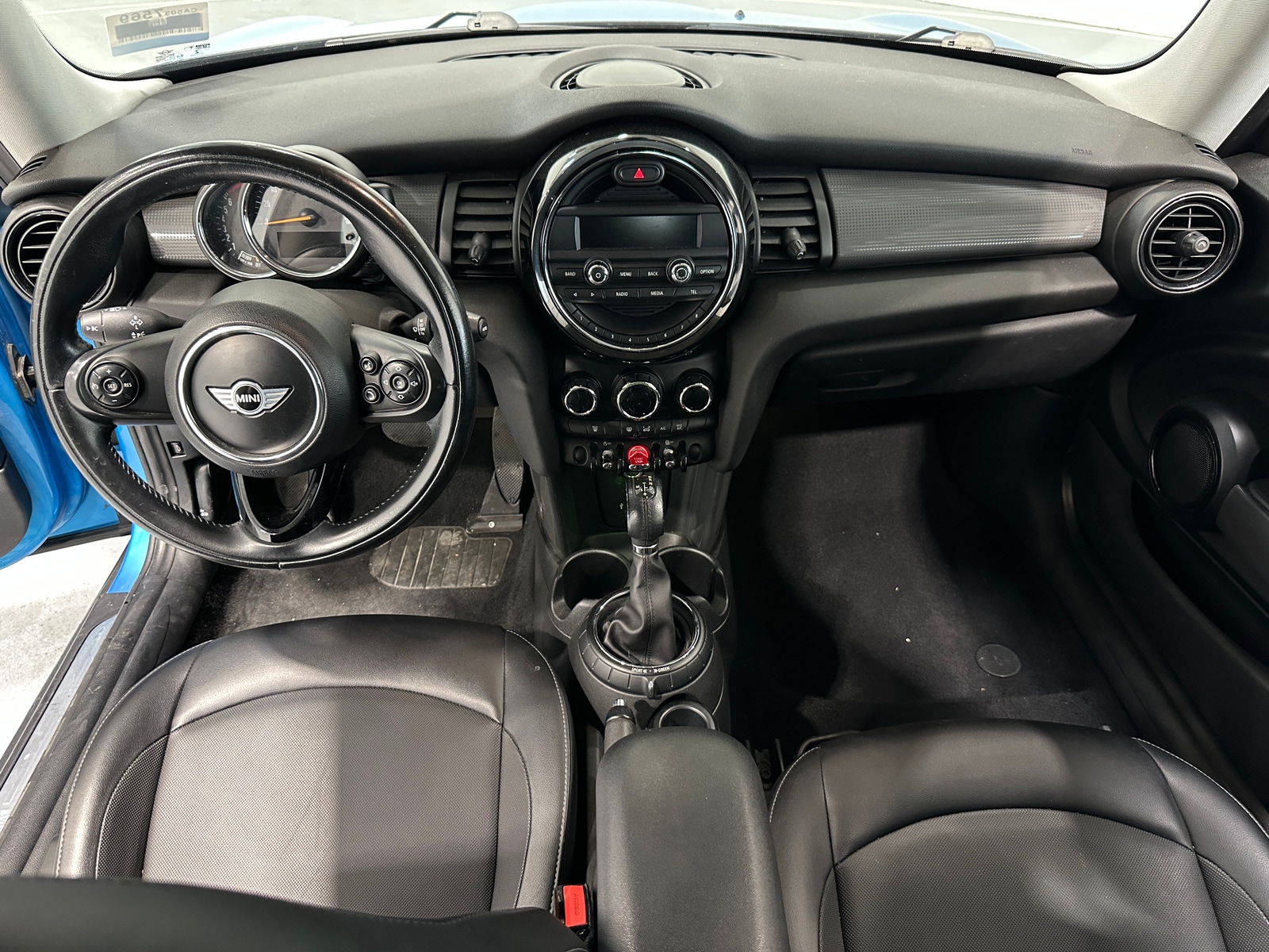 Thumbnail: 2015 MINI Cooper Hardtop - 2