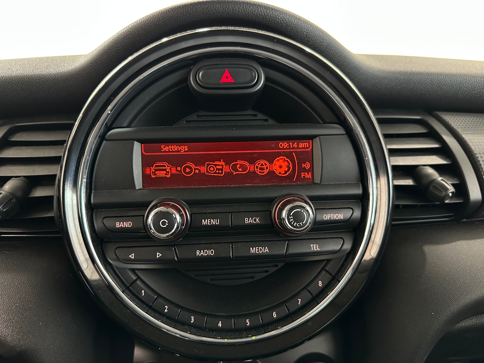 Thumbnail: 2015 MINI Cooper Hardtop - 3