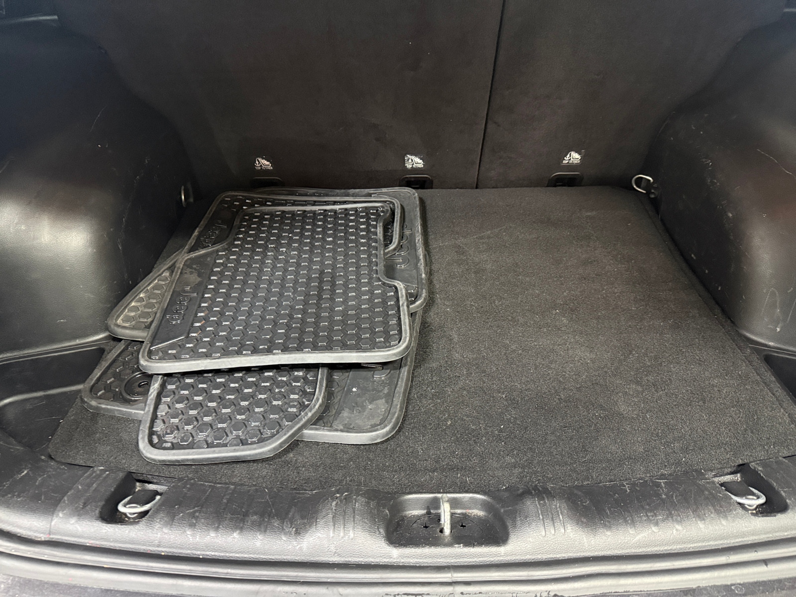 Thumbnail: 2018 Jeep Compass - 6