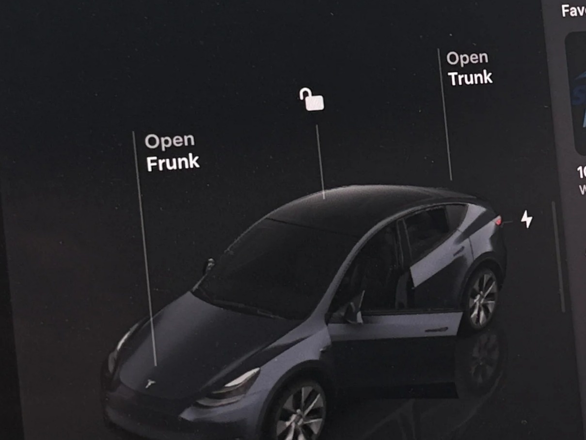 Thumbnail: 2022 Tesla Model Y - 3