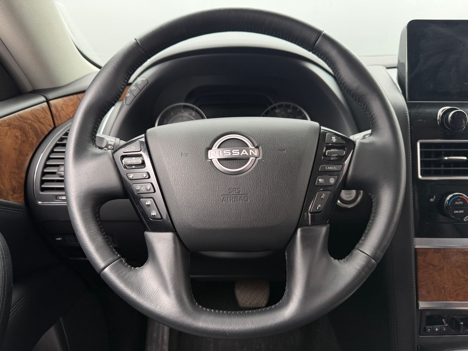 Thumbnail: 2023 Nissan Armada - 4