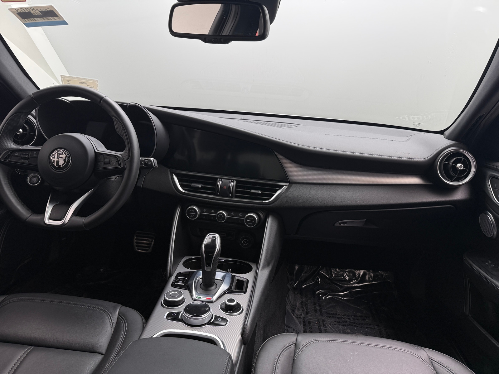 Thumbnail: 2024 Alfa Romeo Giulia - 2