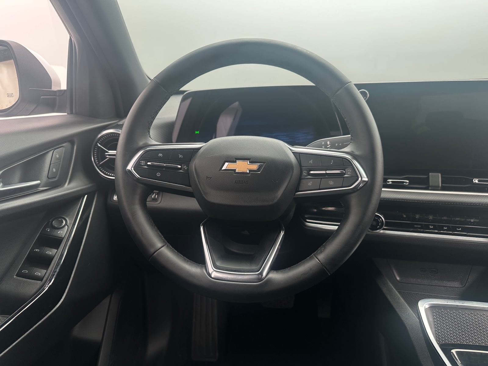 Thumbnail: 2025 Chevrolet Equinox - 5