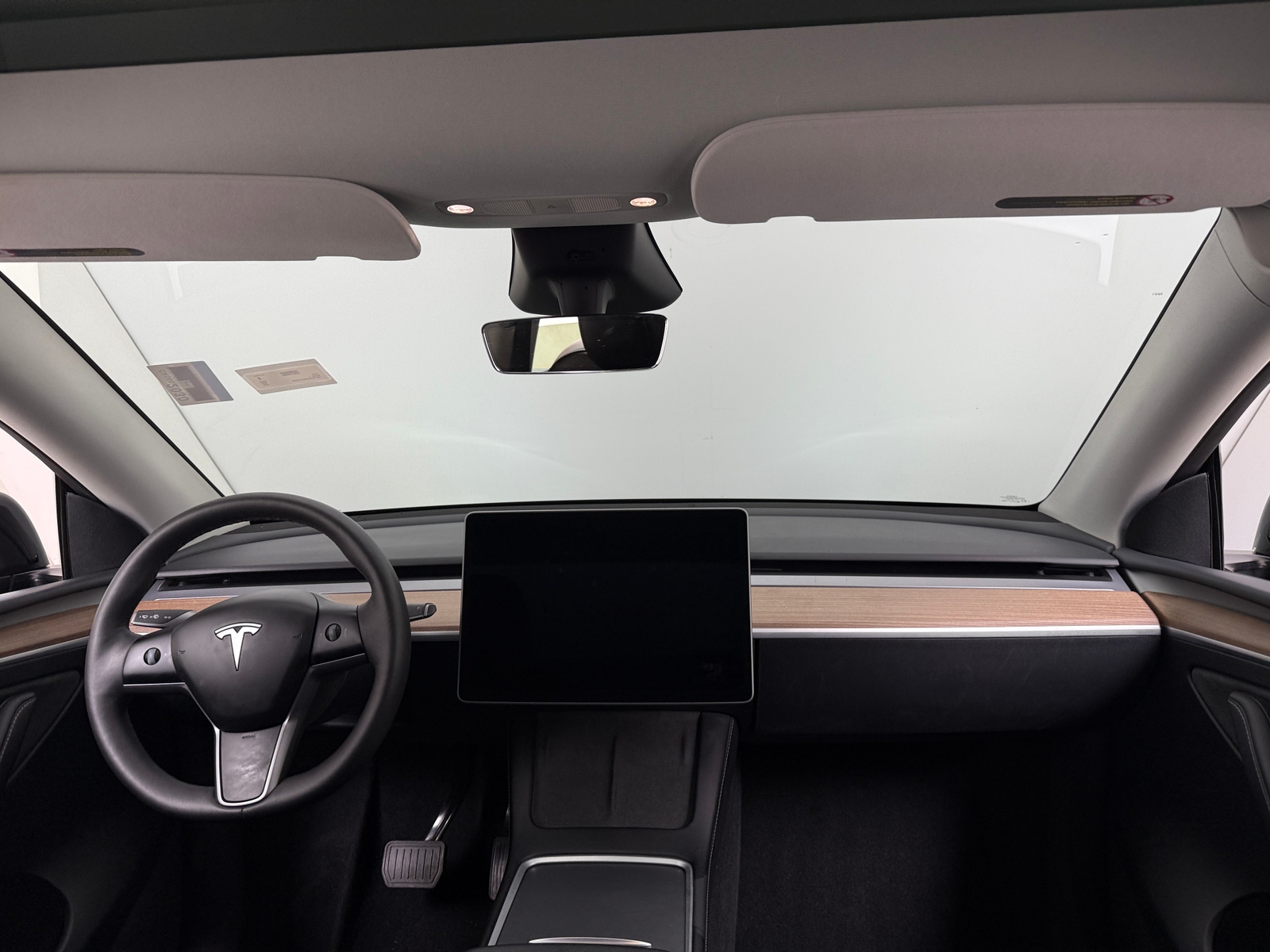 Thumbnail: 2025 Tesla Model Y - 2