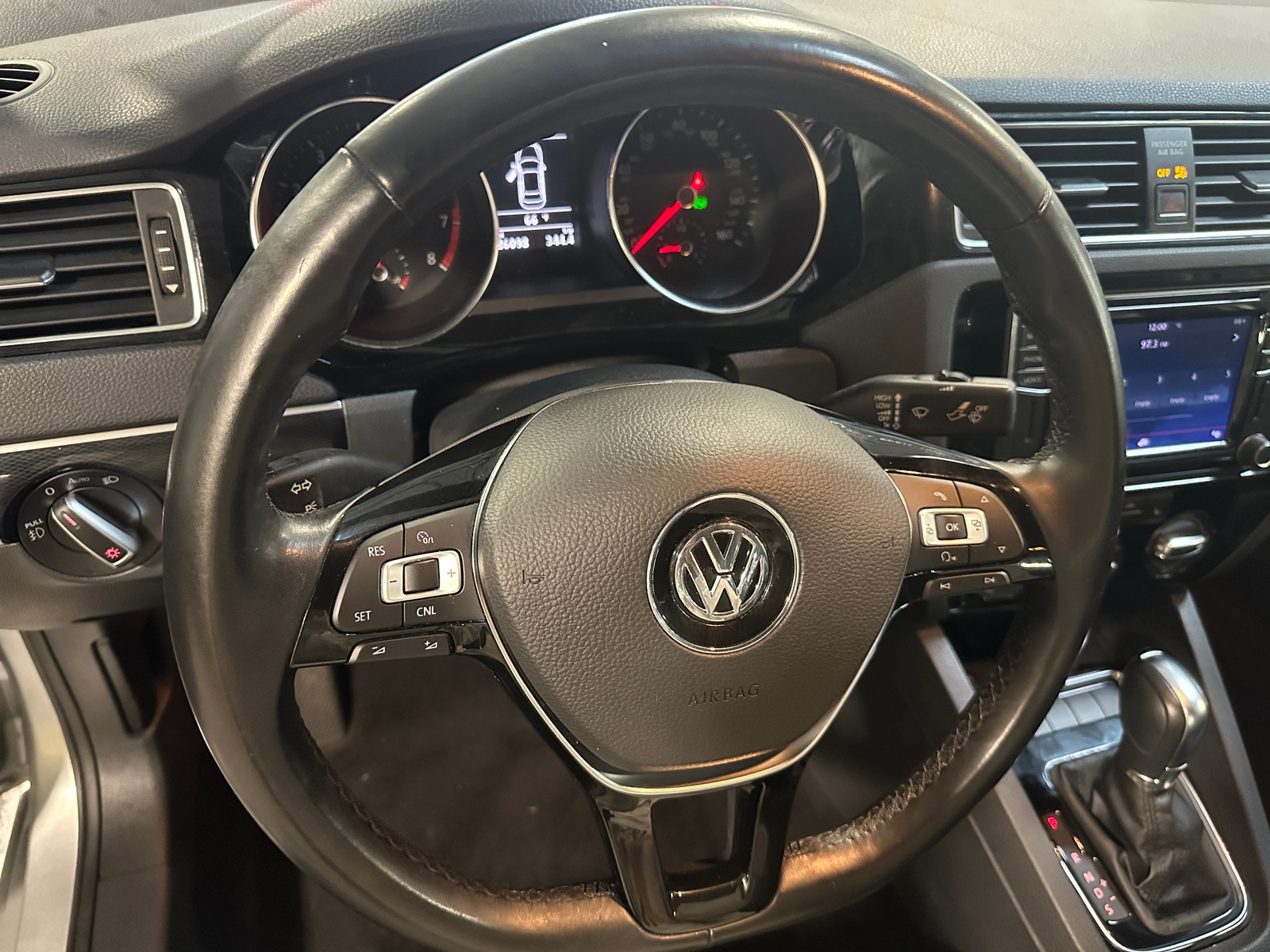 Thumbnail: 2016 Volkswagen Jetta - 4