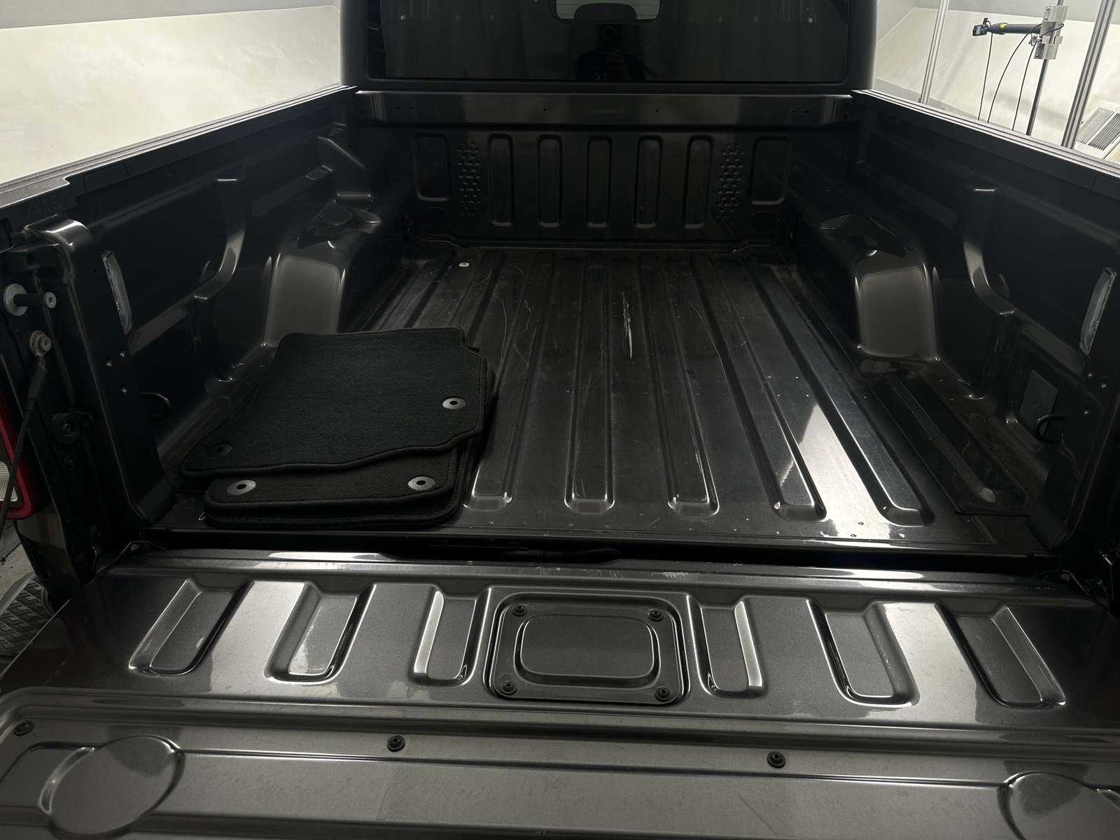 Thumbnail: 2021 Jeep Gladiator - 7