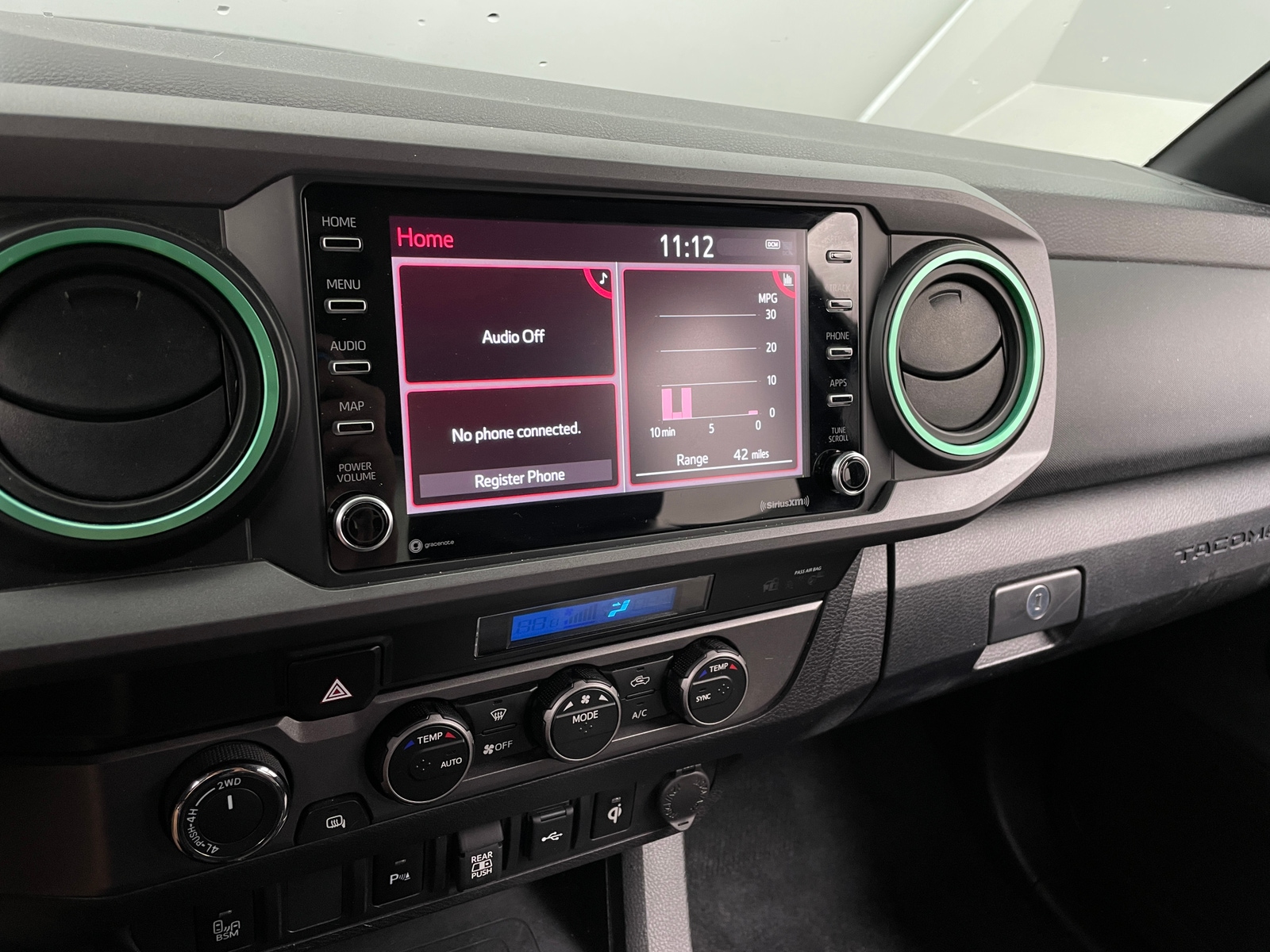 Thumbnail: 2022 Toyota Tacoma - 4