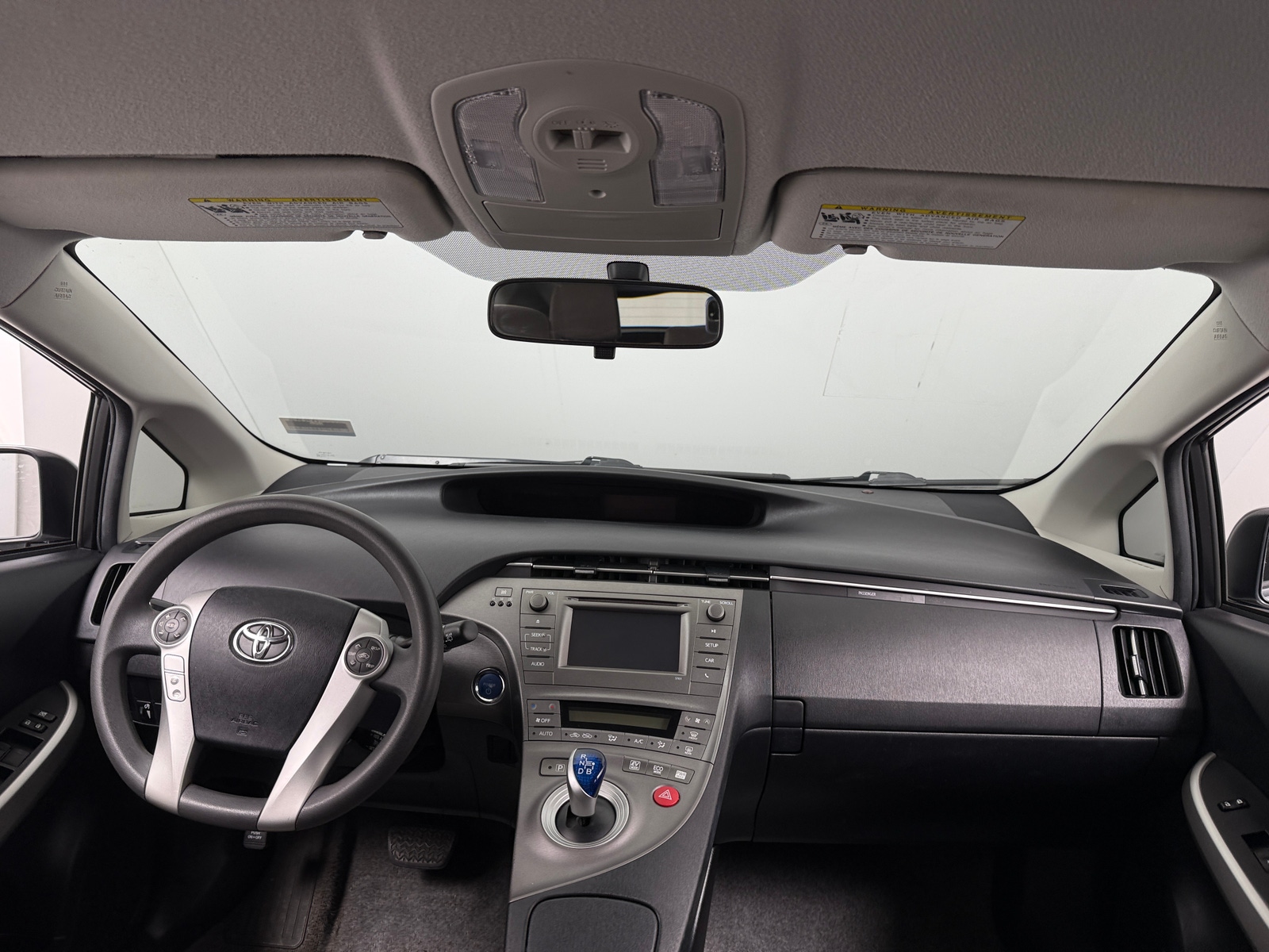 Thumbnail: 2015 Toyota Prius - 3