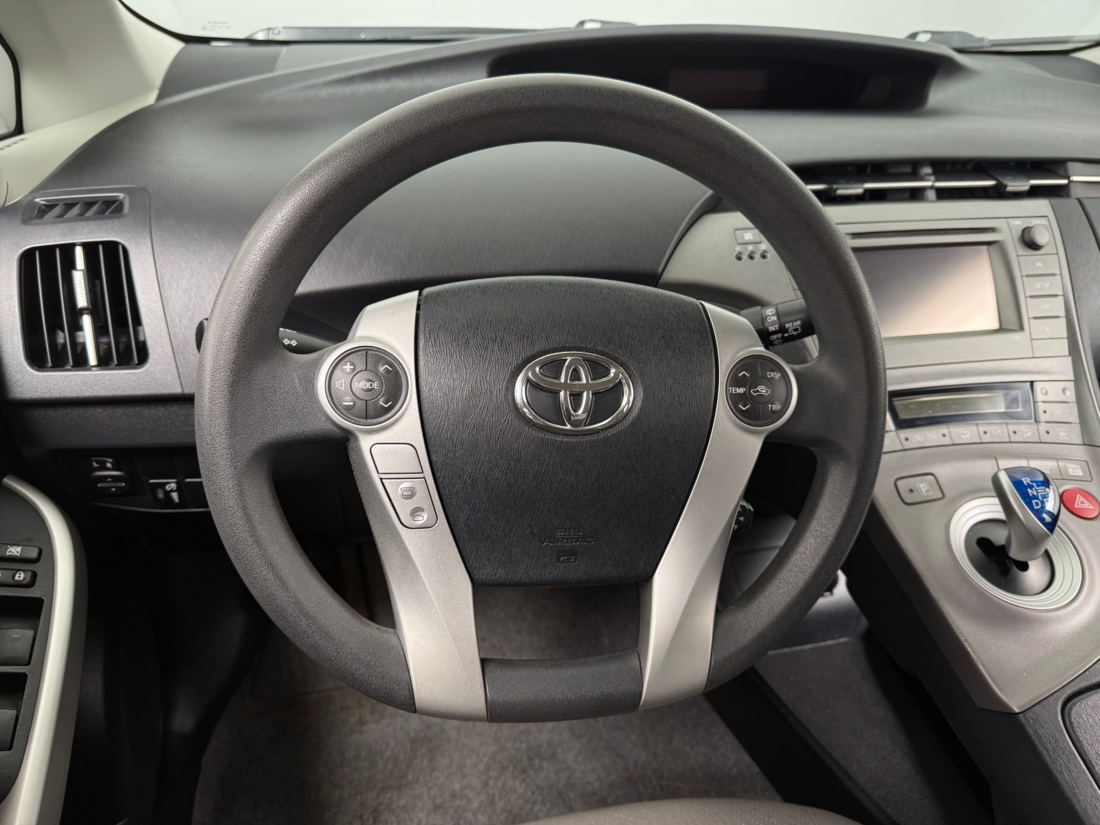 Thumbnail: 2015 Toyota Prius - 5