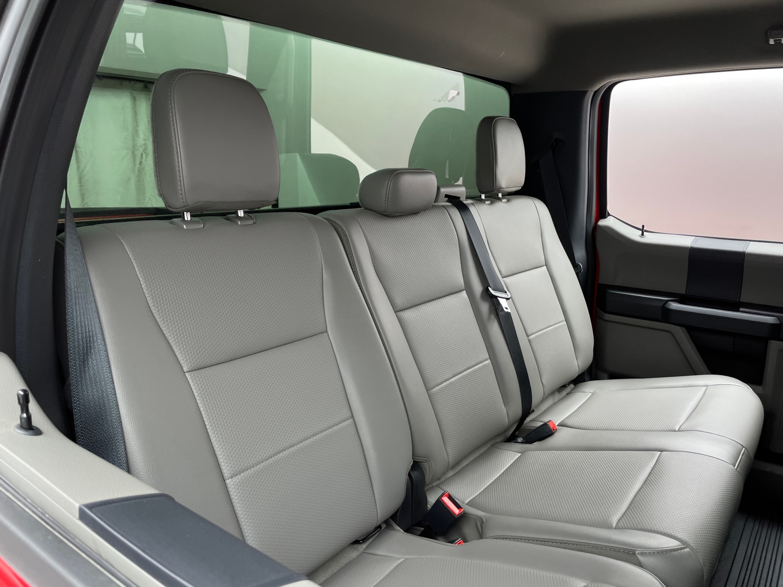 Thumbnail: 2022 Ford Econoline - 6