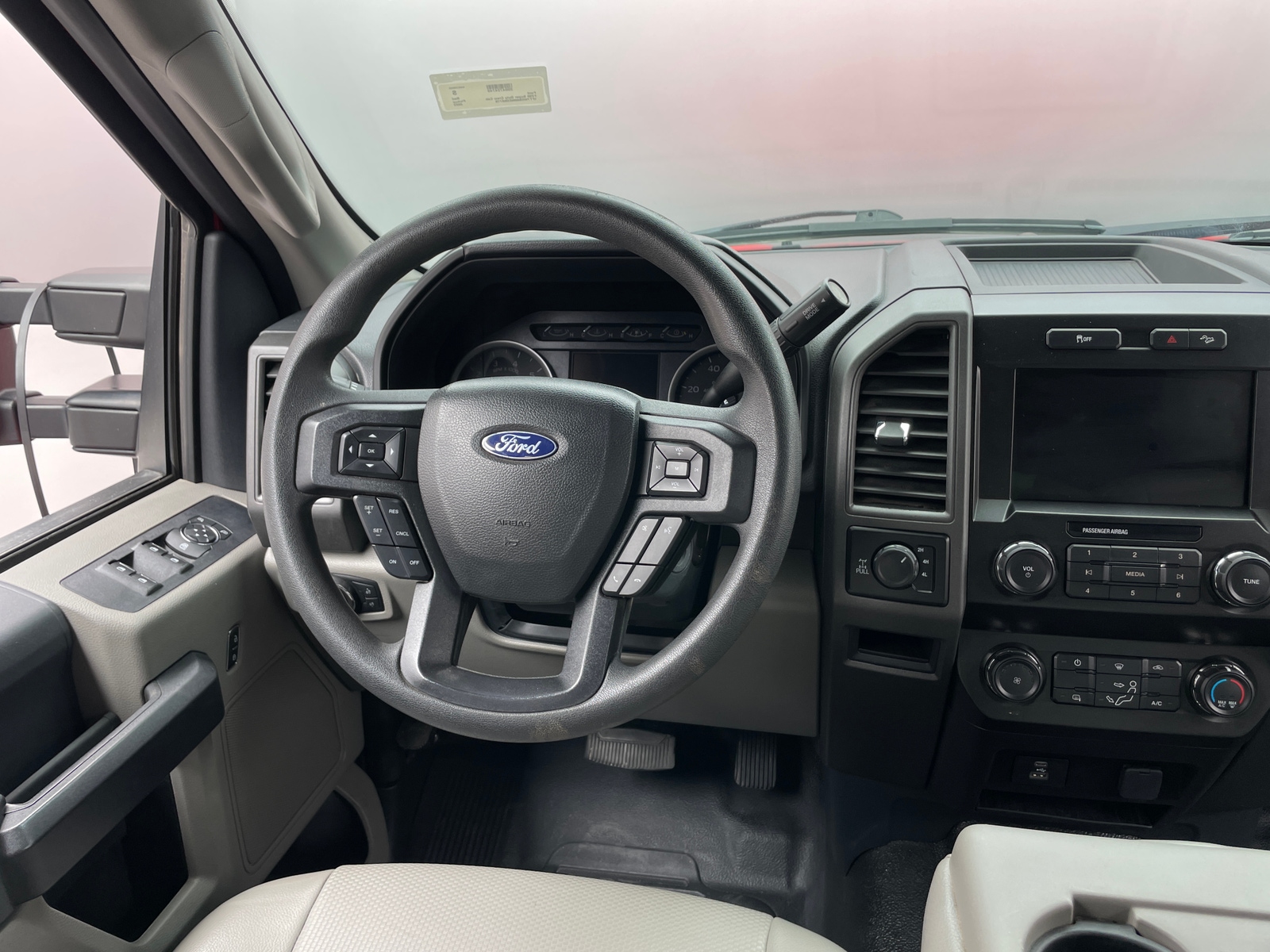 Thumbnail: 2022 Ford Econoline - 5