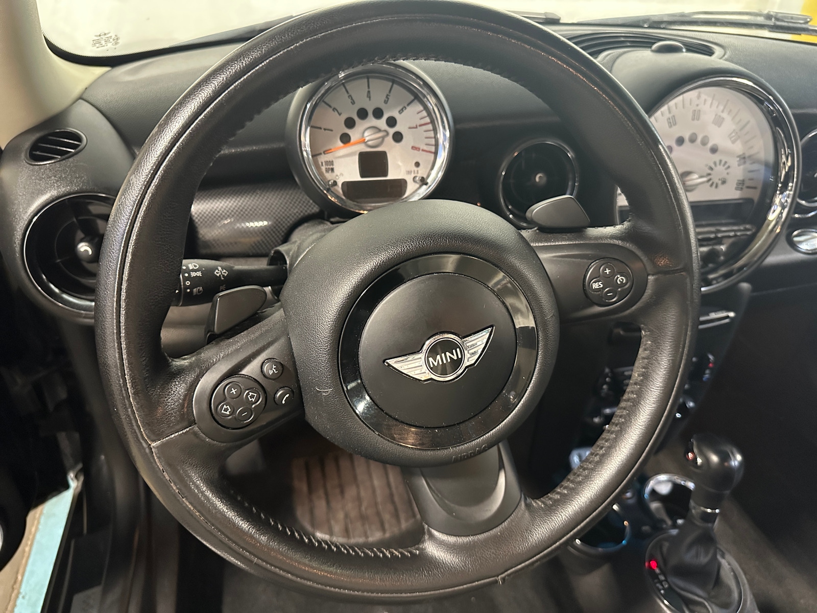 Thumbnail: 2013 MINI Cooper Hardtop - 4