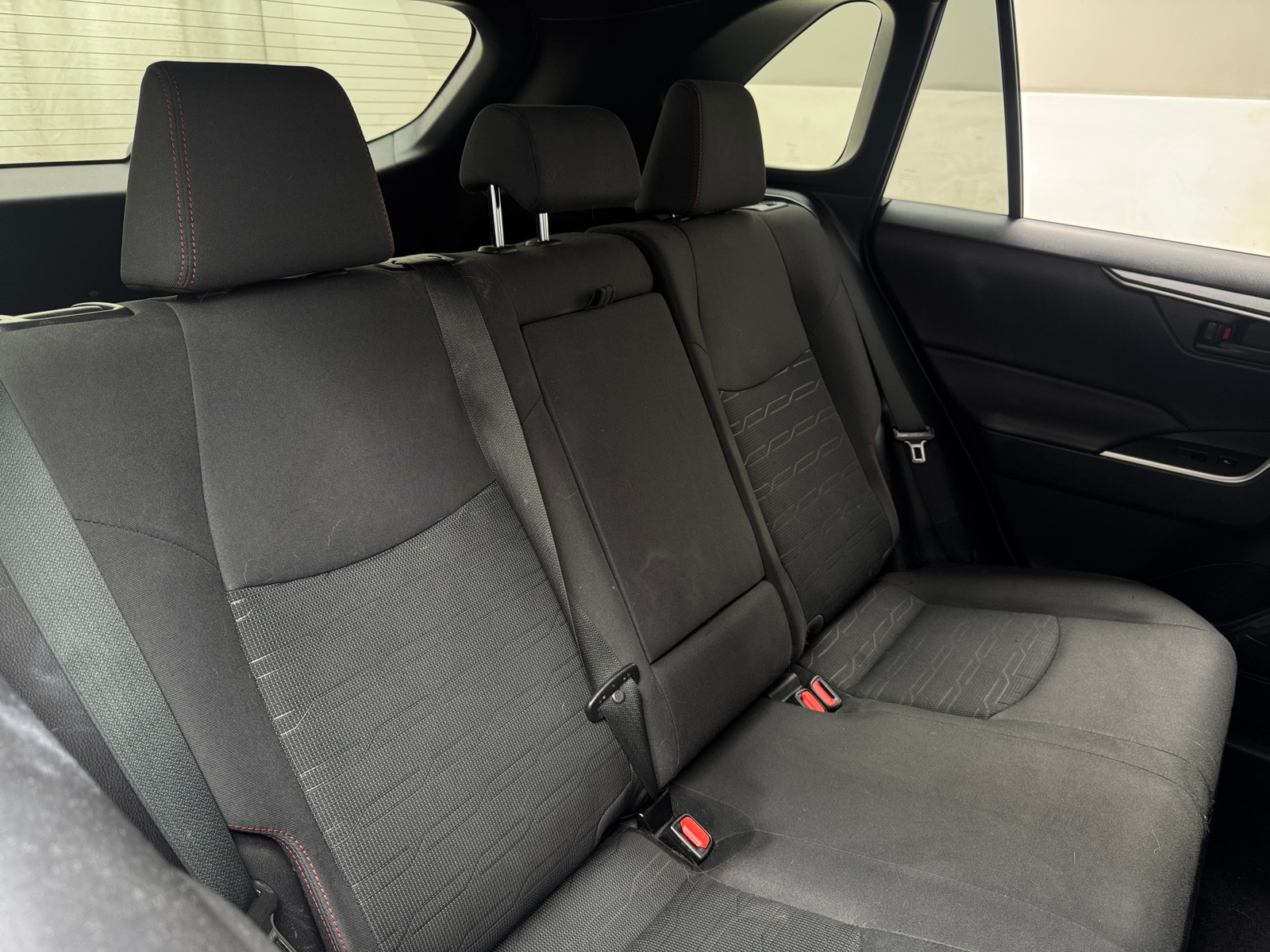 Thumbnail: 2021 Toyota RAV4 - 6