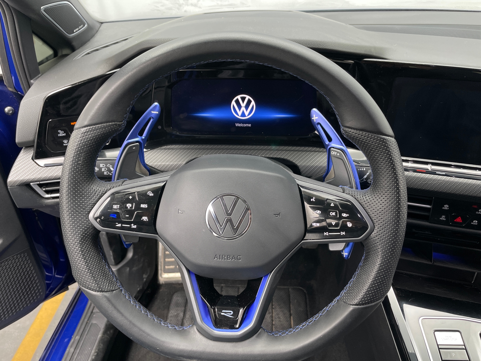 Thumbnail: 2024 Volkswagen Golf - 4