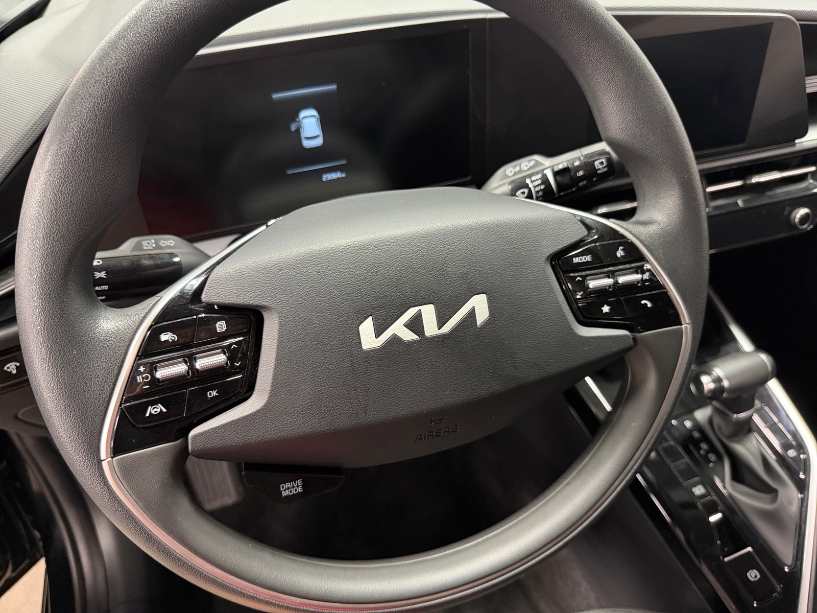 Thumbnail: 2025 Kia Niro - 5