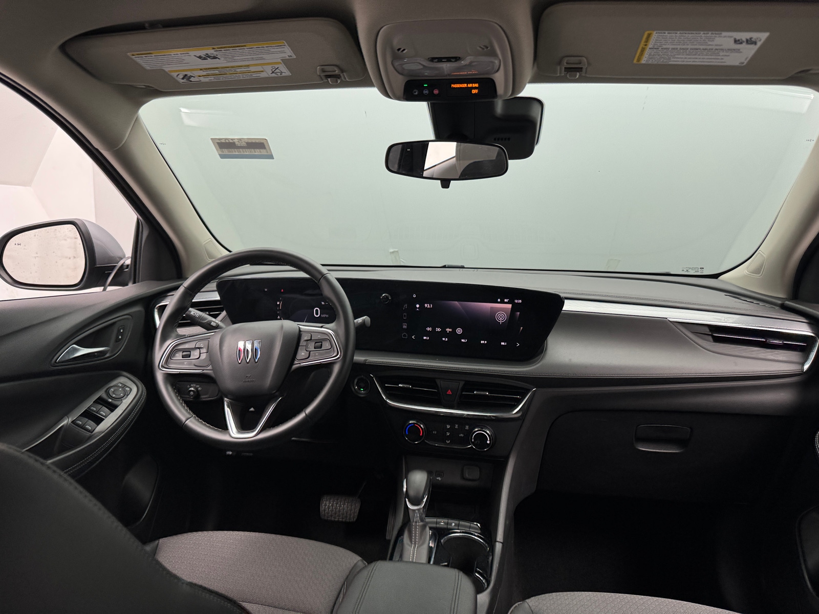 Thumbnail: 2025 Buick Encore GX - 3