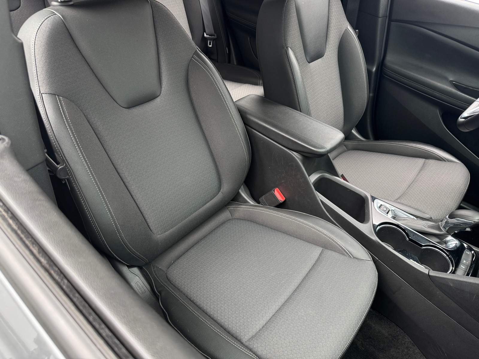 Thumbnail: 2025 Buick Encore GX - 2