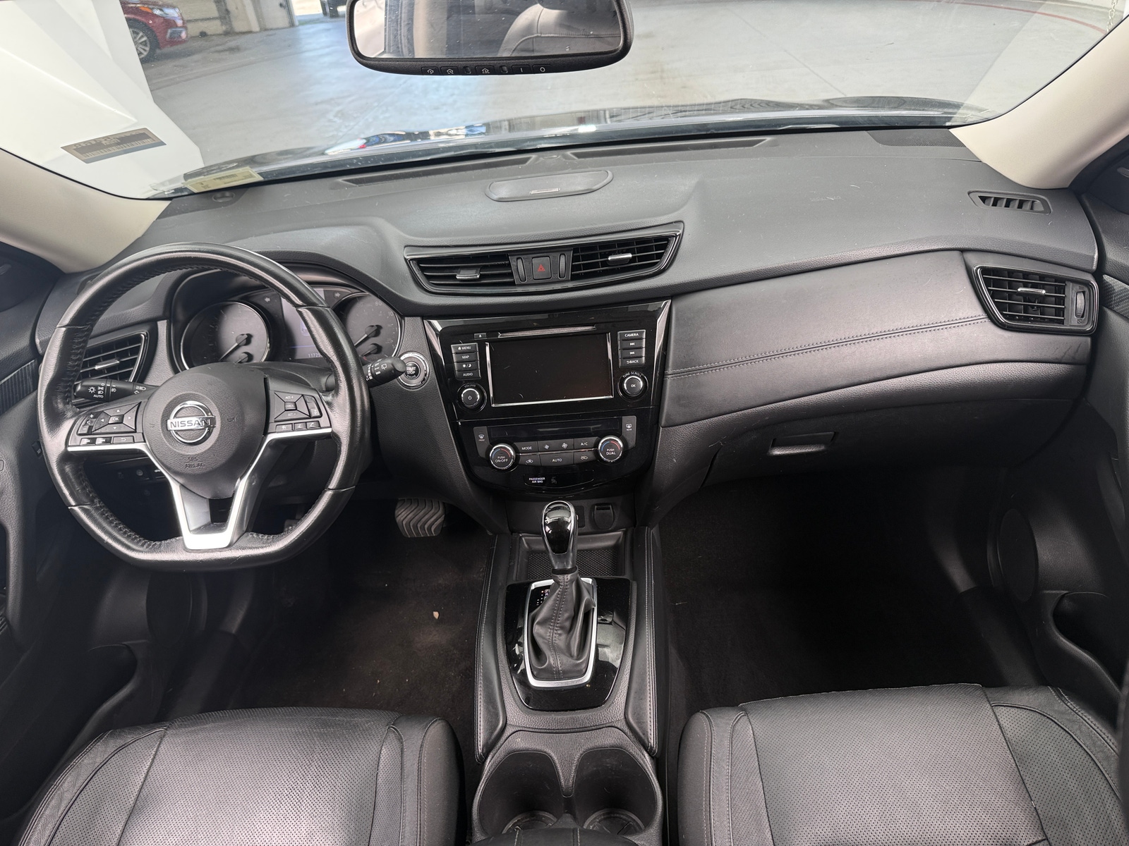 Thumbnail: 2018 Nissan Rogue - 2