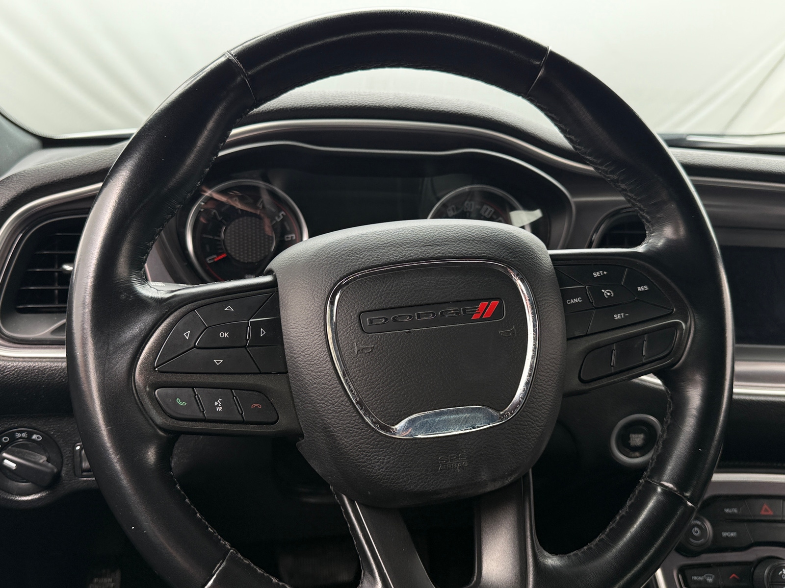 Thumbnail: 2021 Dodge Challenger - 4