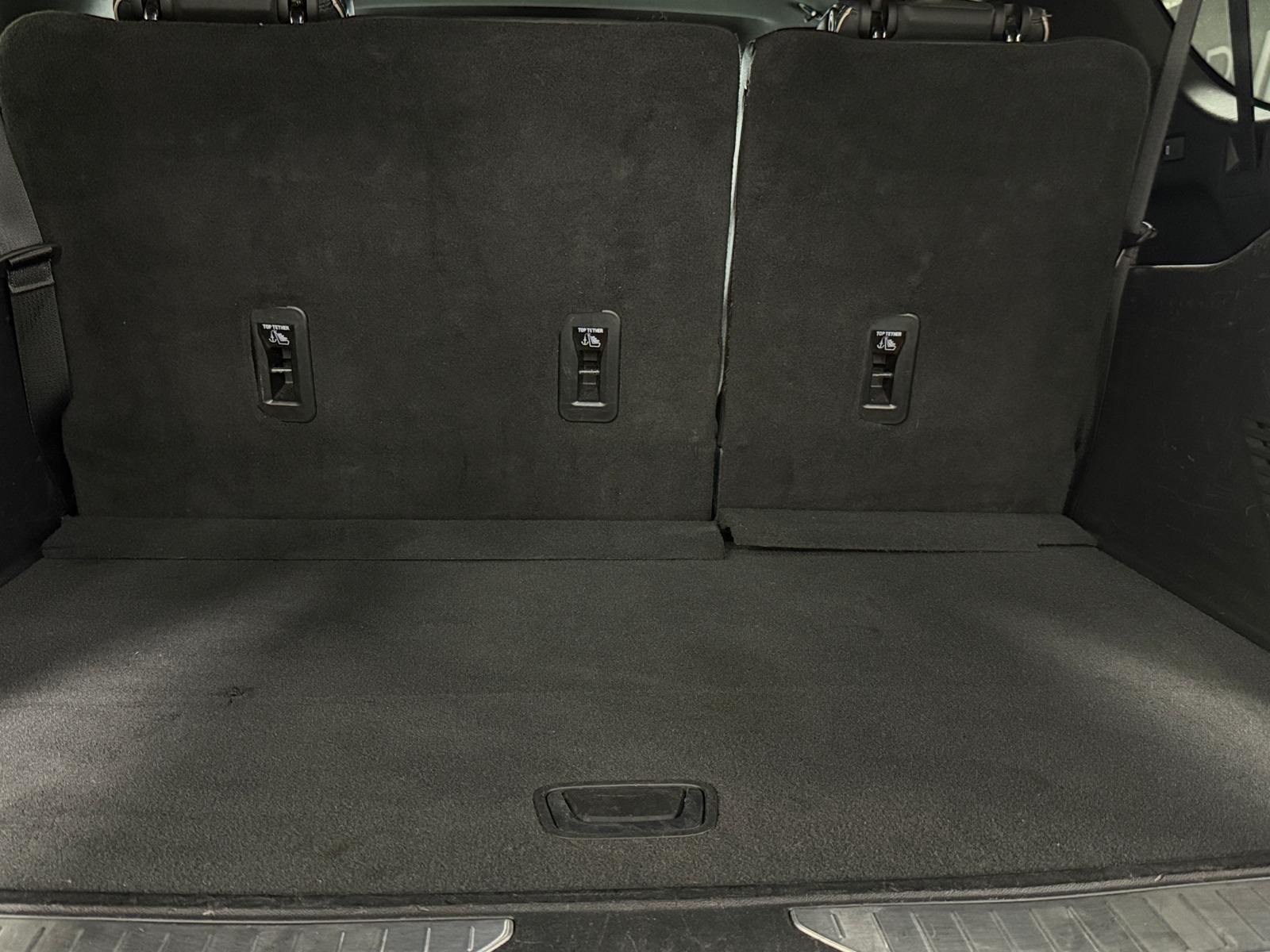Thumbnail: 2023 Chevrolet Suburban - 6