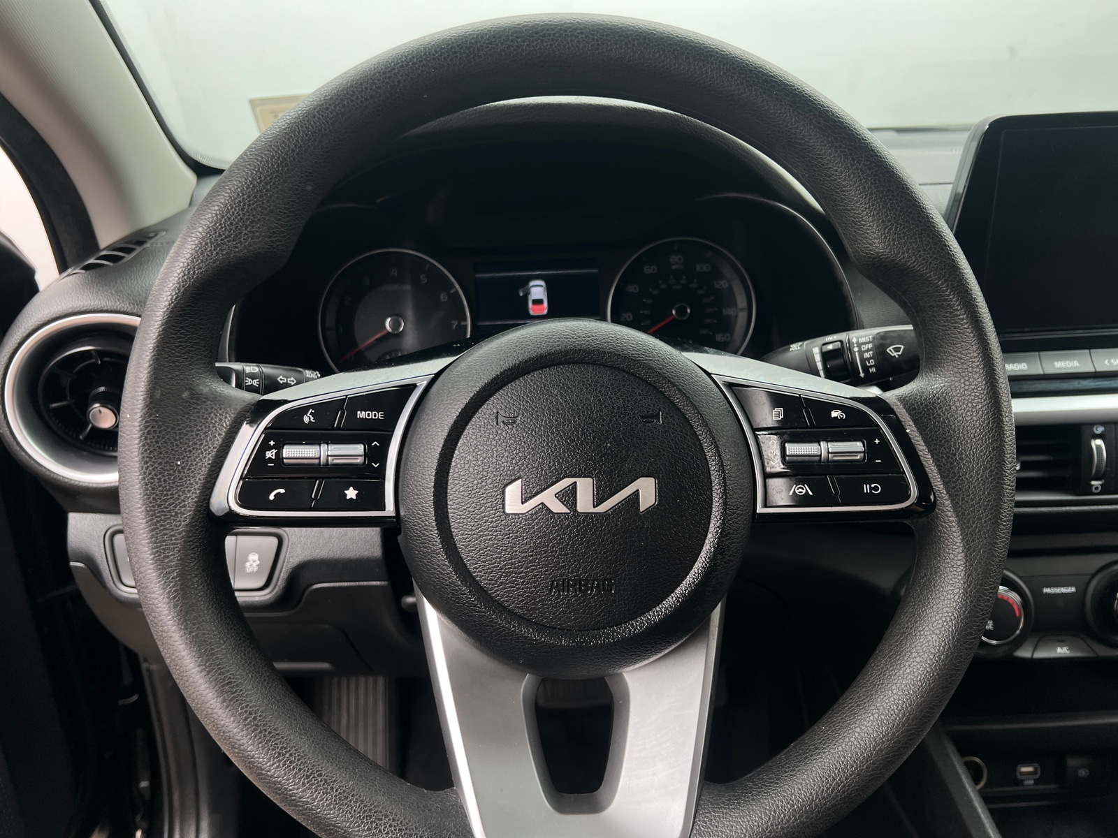 Thumbnail: 2024 Kia Forte - 5