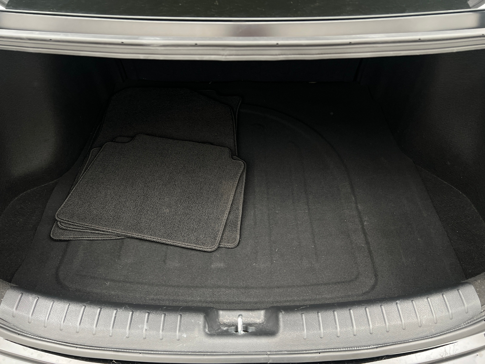 Thumbnail: 2024 Kia Forte - 7