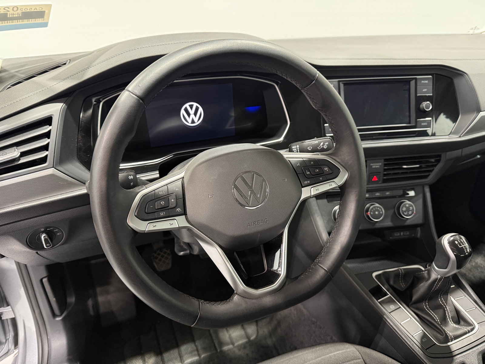 Thumbnail: 2024 Volkswagen Jetta - 5