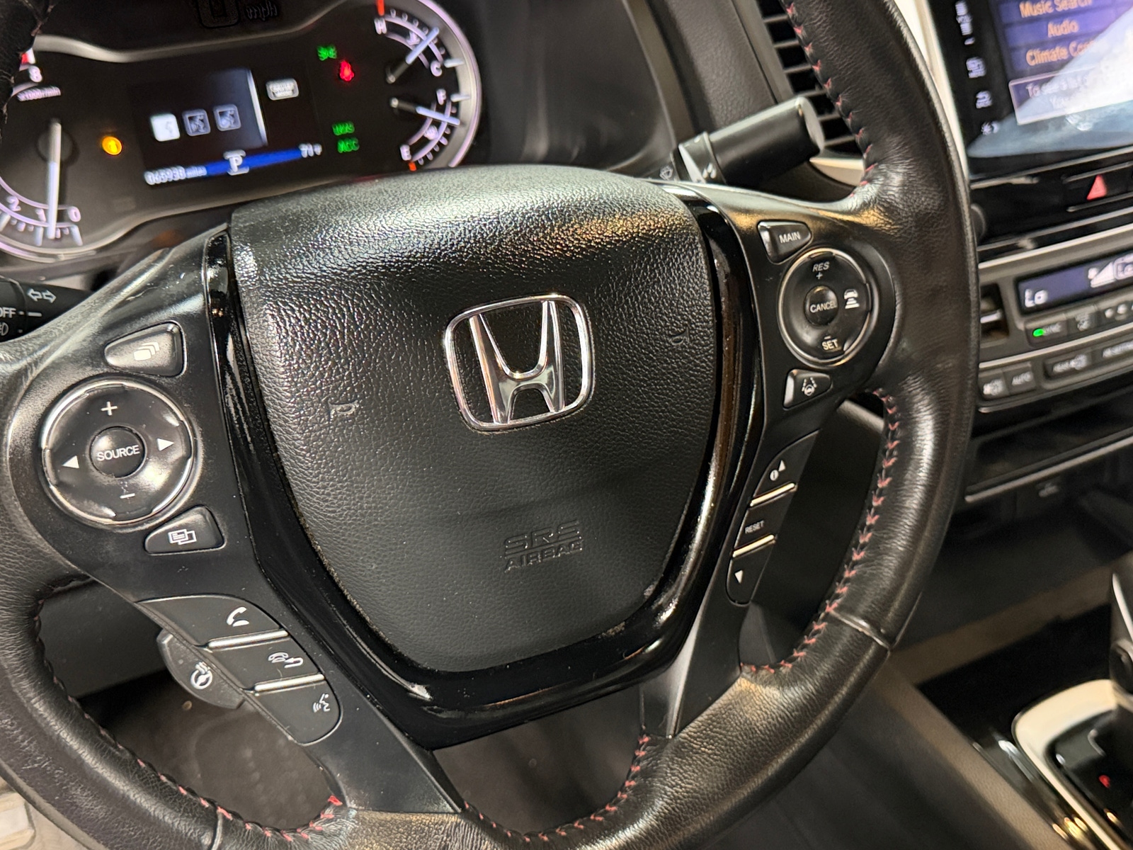 Thumbnail: 2017 Honda Ridgeline - 4