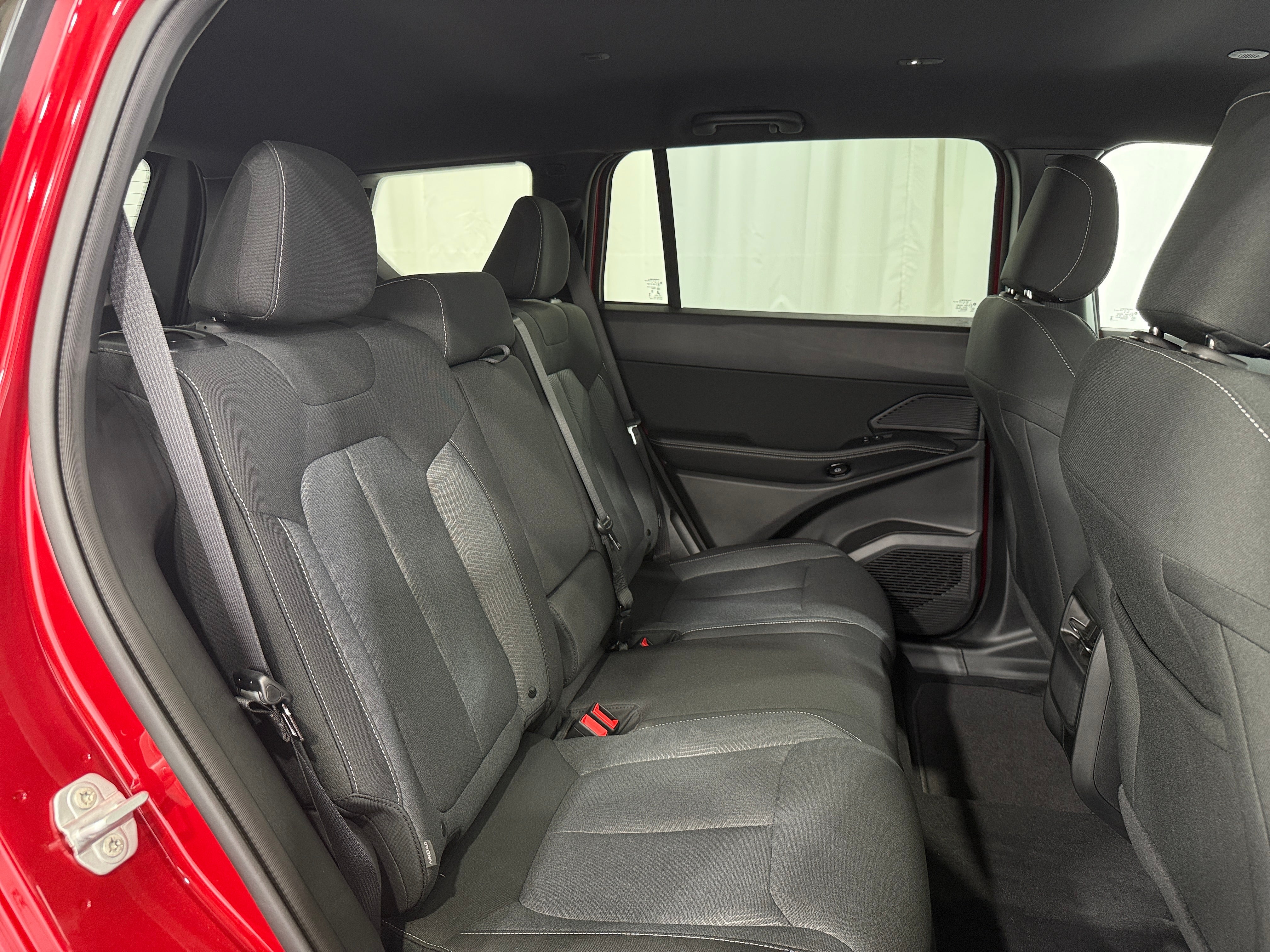 2026 Jeep Cherokee Laredo HEV 4X4's photo