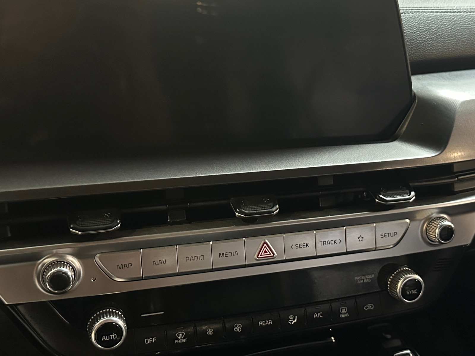 Thumbnail: 2025 Kia Telluride - 4