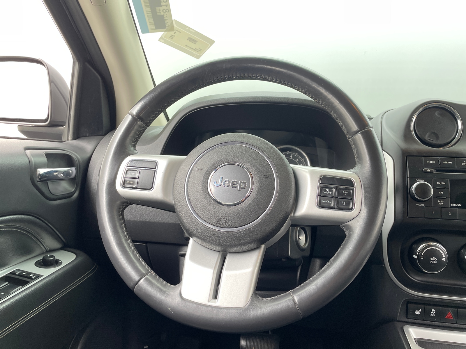 Thumbnail: 2017 Jeep Compass - 4