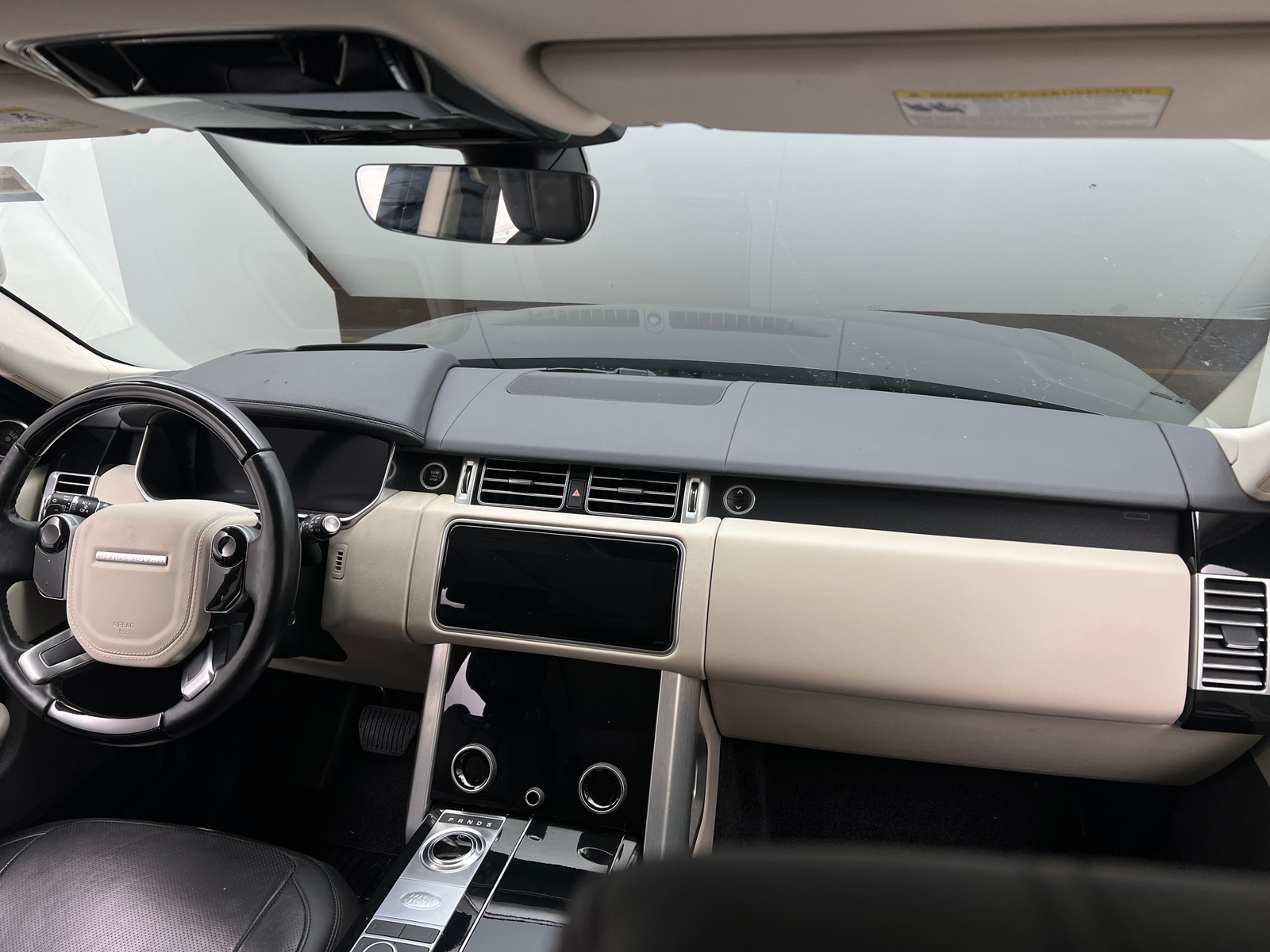 Thumbnail: 2020 Land Rover Range Rover - 2