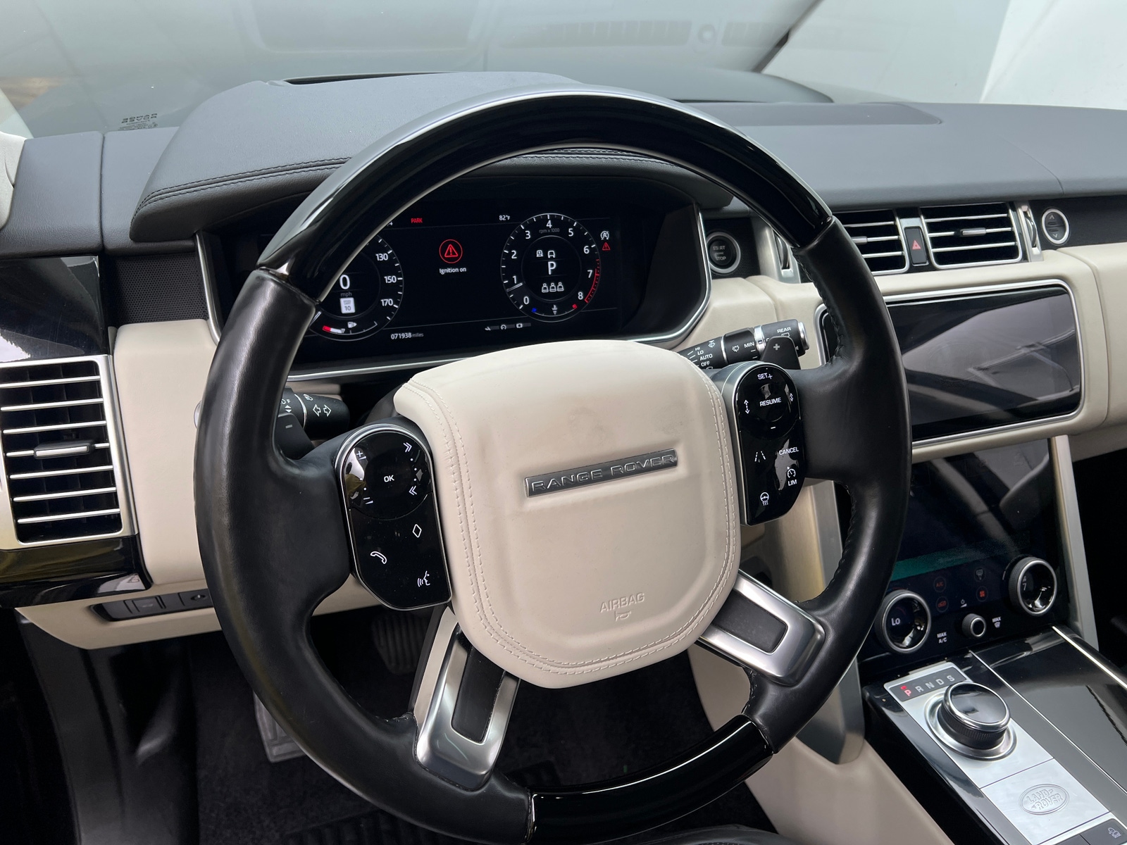 Thumbnail: 2020 Land Rover Range Rover - 4