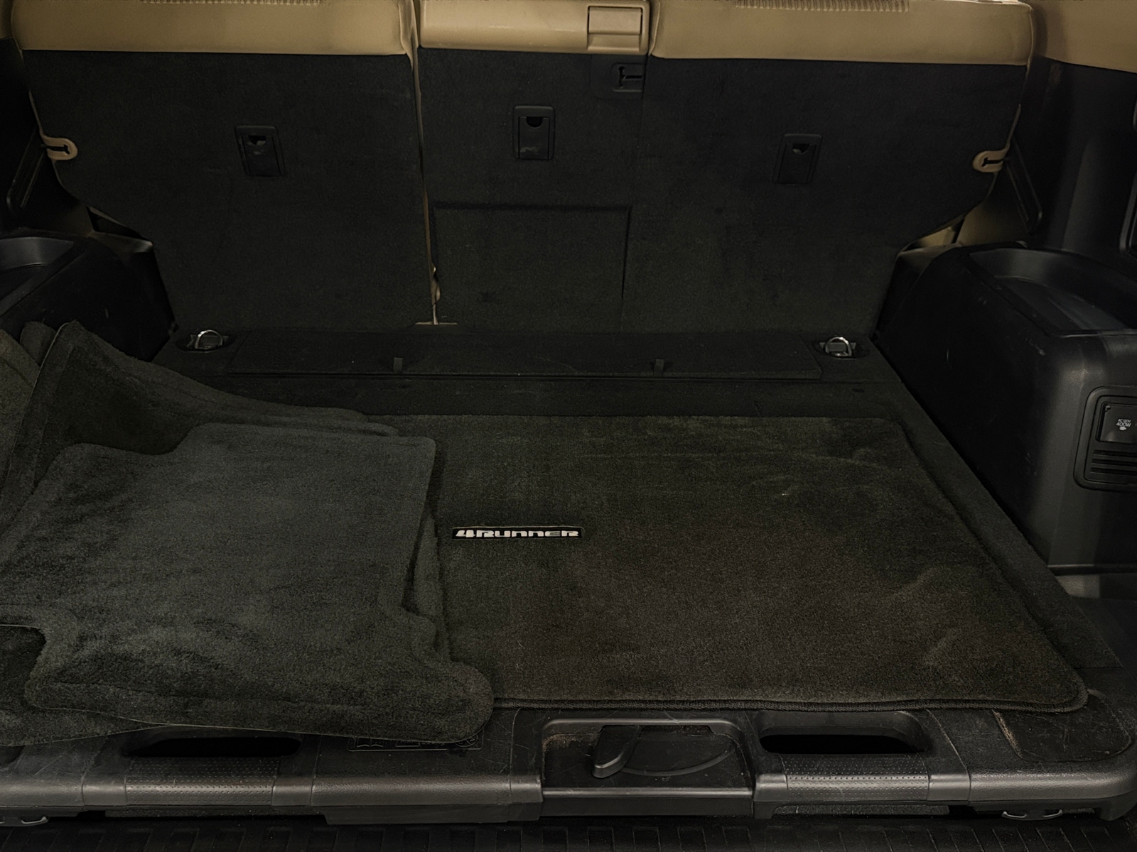 Thumbnail: 2018 Toyota 4Runner - 7