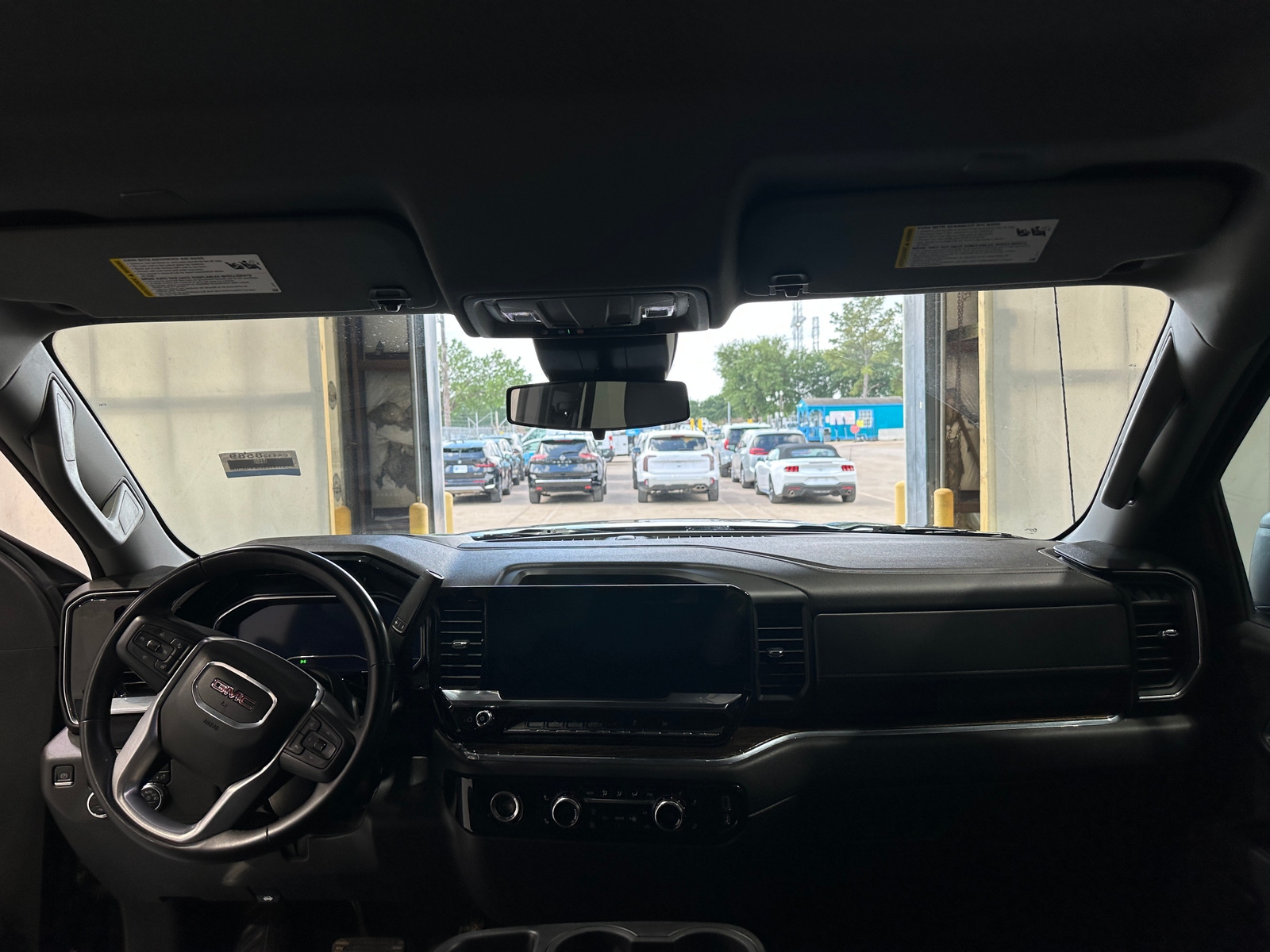 Thumbnail: 2023 GMC Sierra 1500 - 3