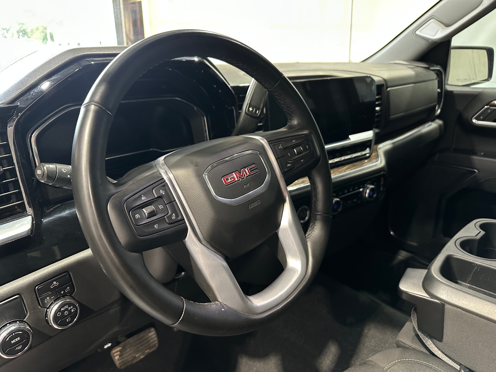 Thumbnail: 2023 GMC Sierra 1500 - 5