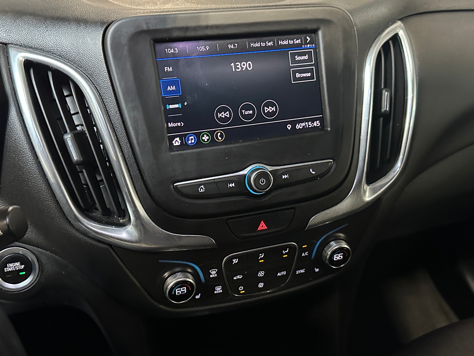 Thumbnail: 2020 Chevrolet Equinox - 4